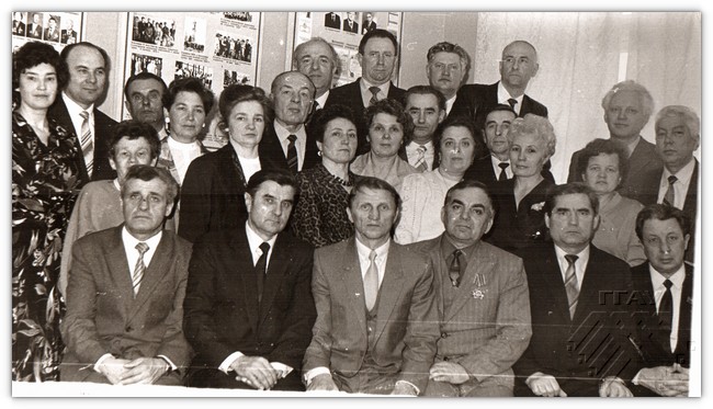 Алена Карпач з аднакурснікамі праз 25 гадоў пасля заканчэння ГСГІ (1988)