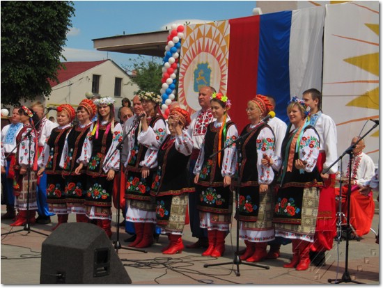 Ну якія ж гэта прадстаўнікі рускай суполкі, то ж больш украінцы 