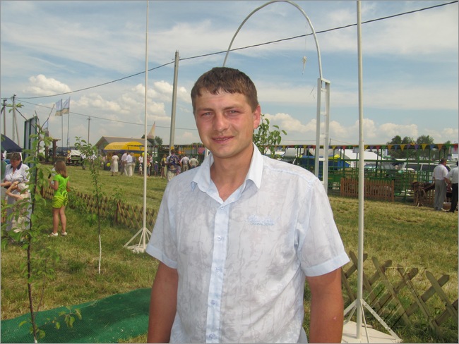 Дзімко Аляксей, які закончыў аграфак ў 2006 годзе, працуе ў Столінскім цэнтры сельскагаспадарчых тэхналогій