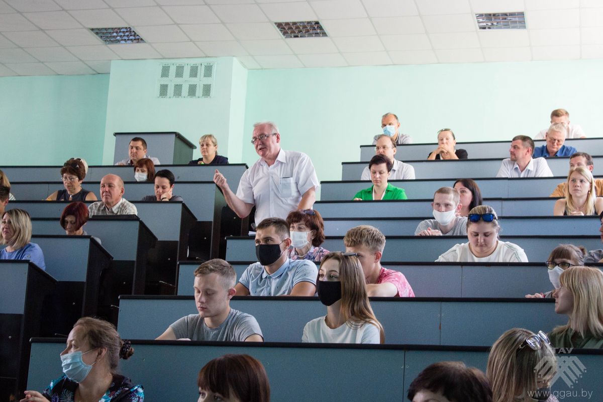Директор Парка высоких технологий Всеволод Янчевский провел встречу в аграрном университете
