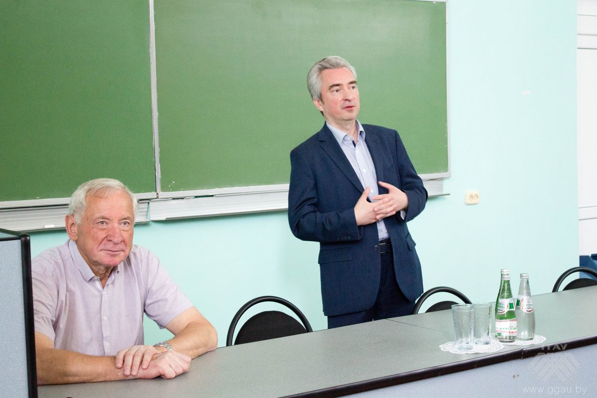 Директор Парка высоких технологий Всеволод Янчевский провел встречу в аграрном университете
