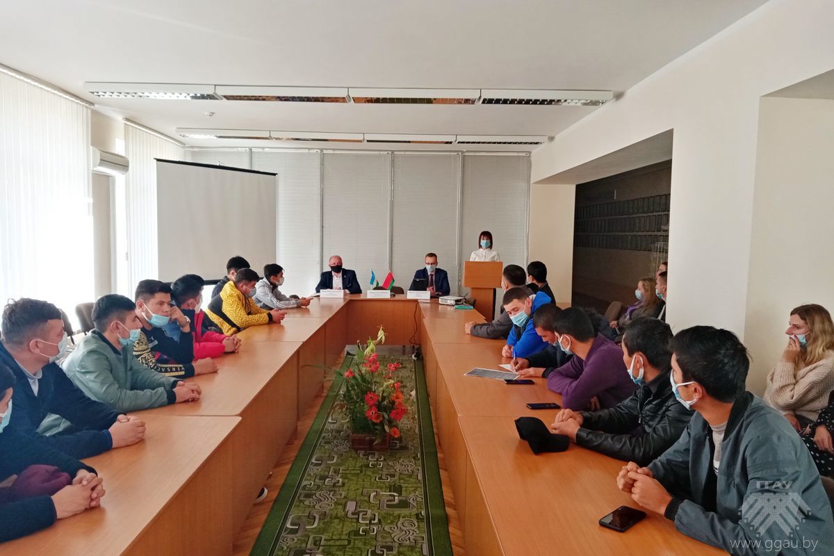Информационный семинар для граждан Узбекистана обучающихся в ГГАУ