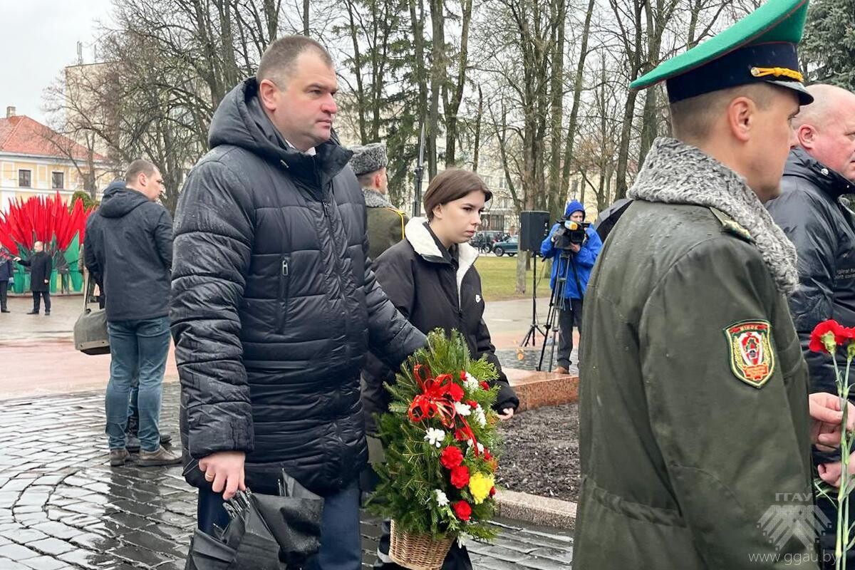 Торжественный митинг, посвященный Дню защитников Отечества и Вооруженных Сил Республики Беларусь