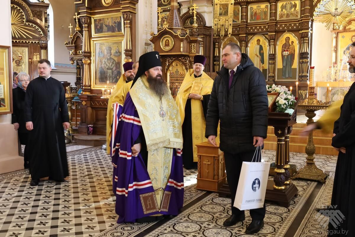 молебен о здравии студентов и преподавателей ГГАУ