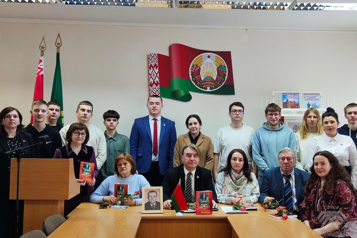Памяти вечный огонь