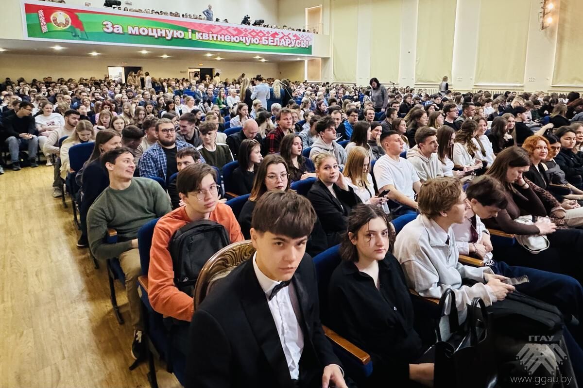 Презентация книги «Наш Президент»