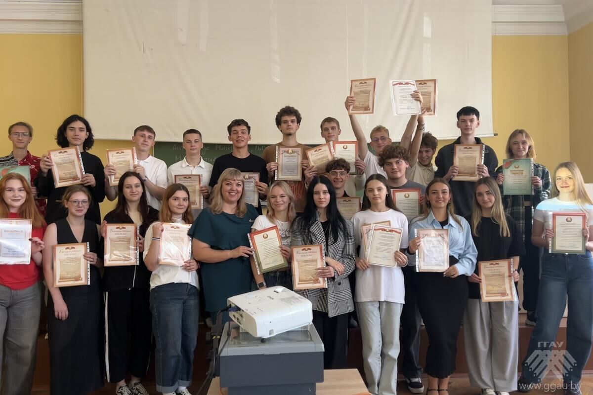 Традиционное награждение студентов ФВМ грамотами и благодарственными письмами
