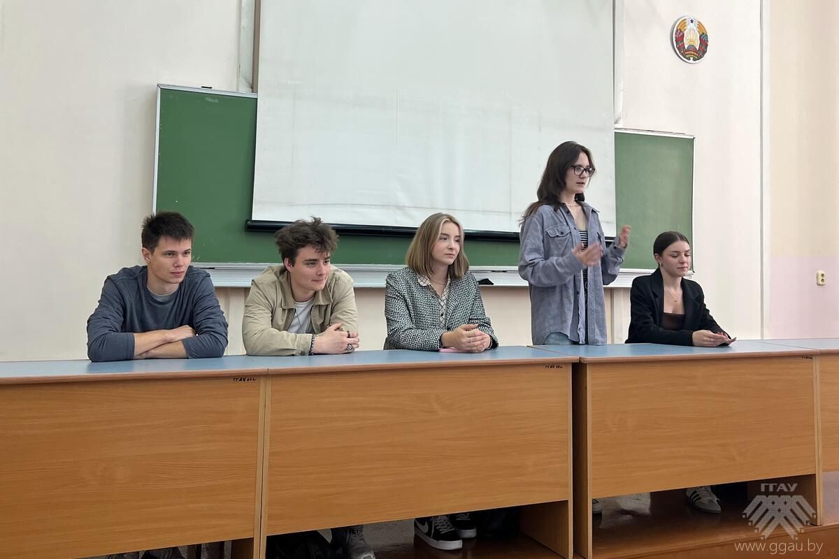 Студенты-первокурсники выбирают занятия по интересам