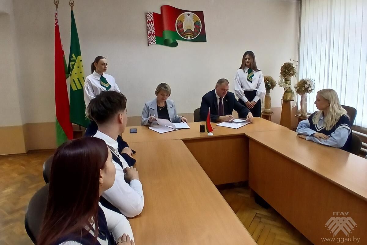 Подписание соглашения сотрудничестве
