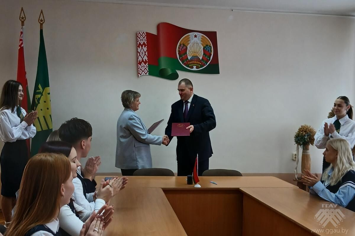 Подписание соглашения сотрудничестве