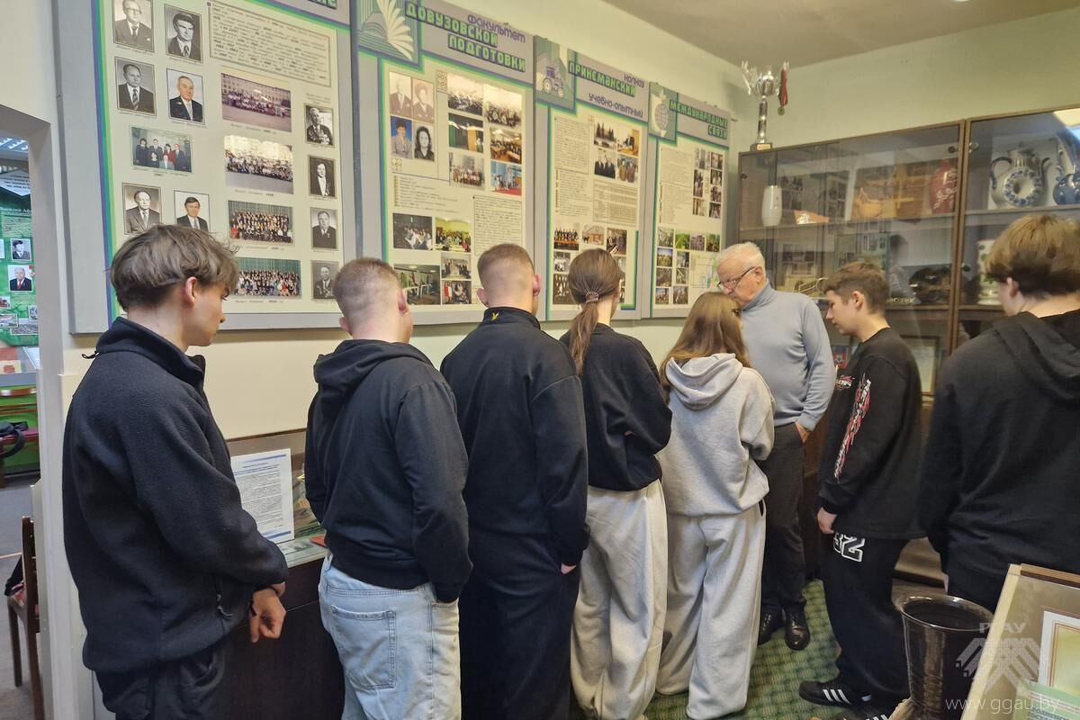Студенты биотехнологического факультета посетили музей УО «ГГАУ»
