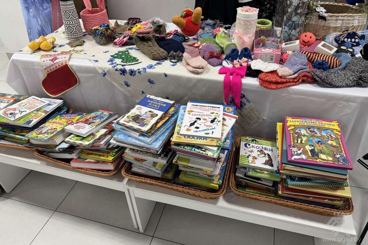 Миссия добра: подари ребёнку книгу