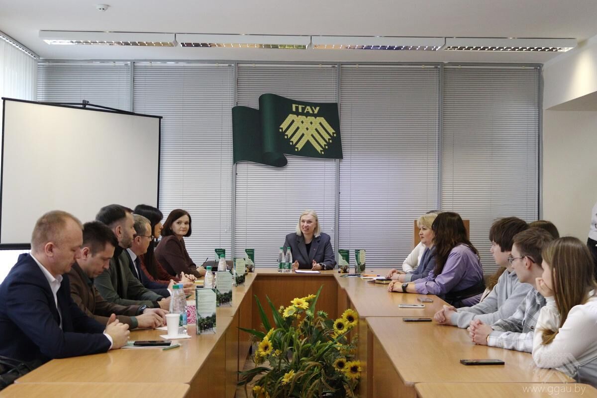 Открытый диалог на площадке ФЭБУ