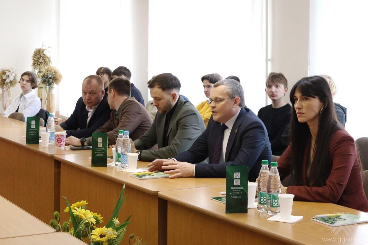 Открытый диалог на площадке ФЭБУ