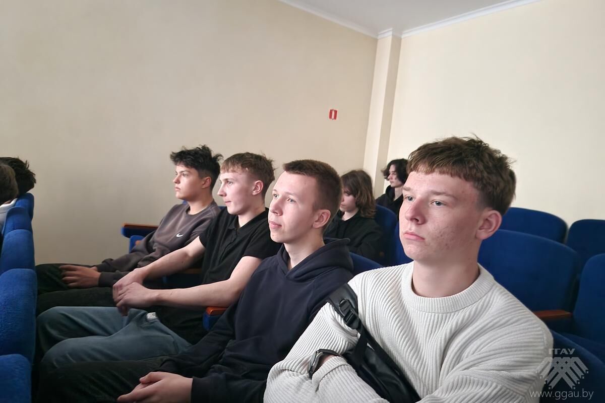 Голосами тех, кто смолк навеки