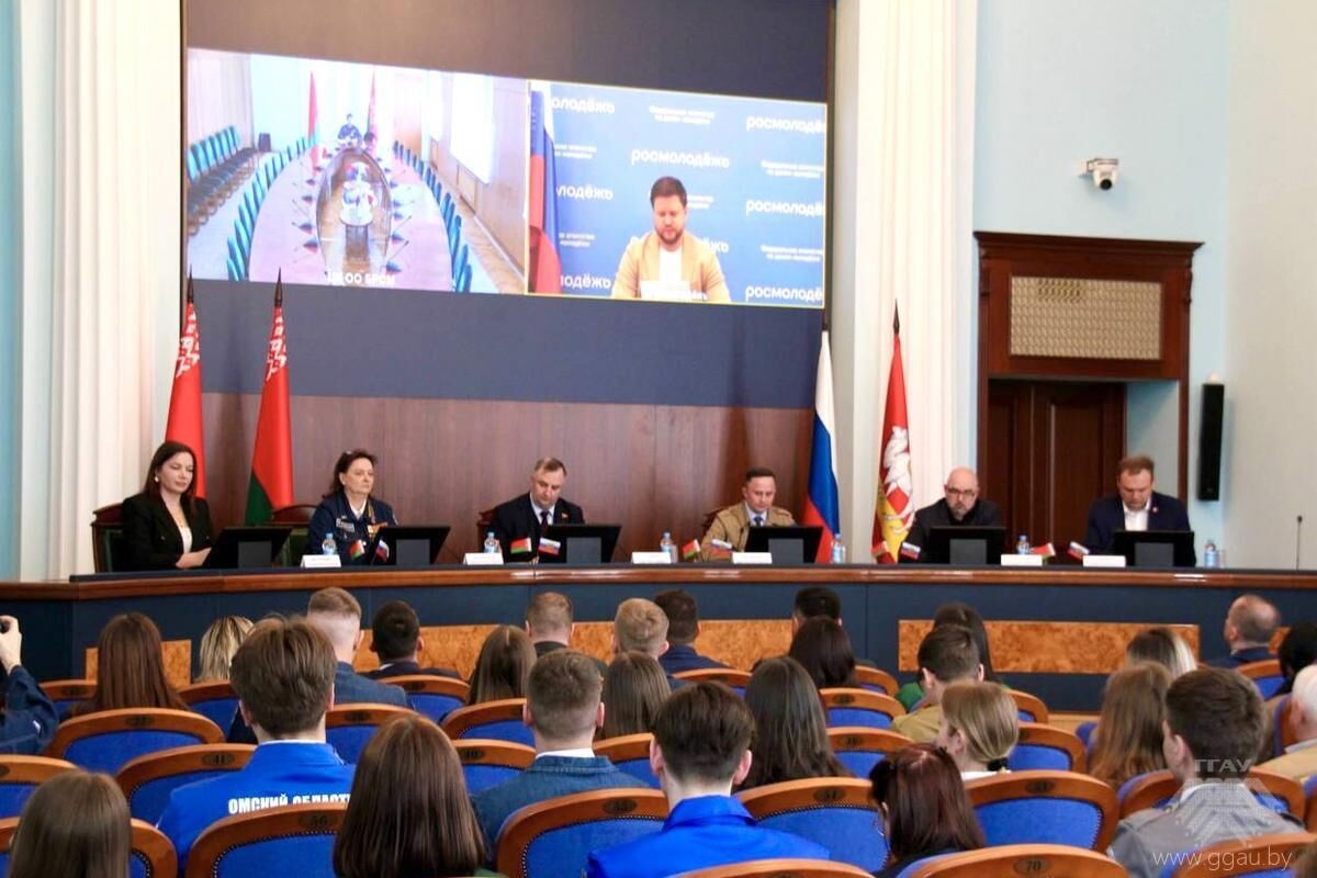 Штаб студенческих отрядов Аграрного университета представил Беларусь на Слёте в Челябинске