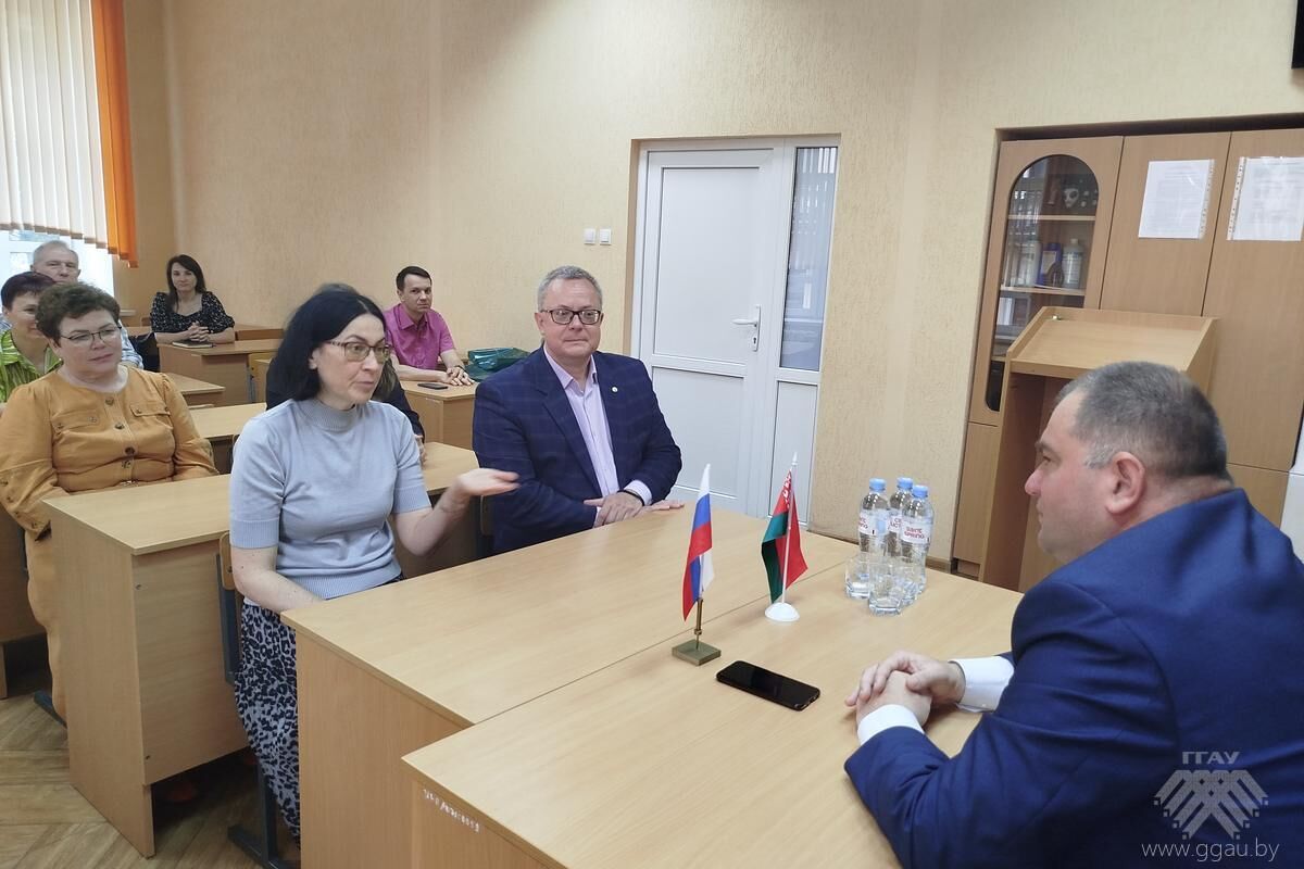Делегация Воронежского ГАУ в УО «ГГАУ»