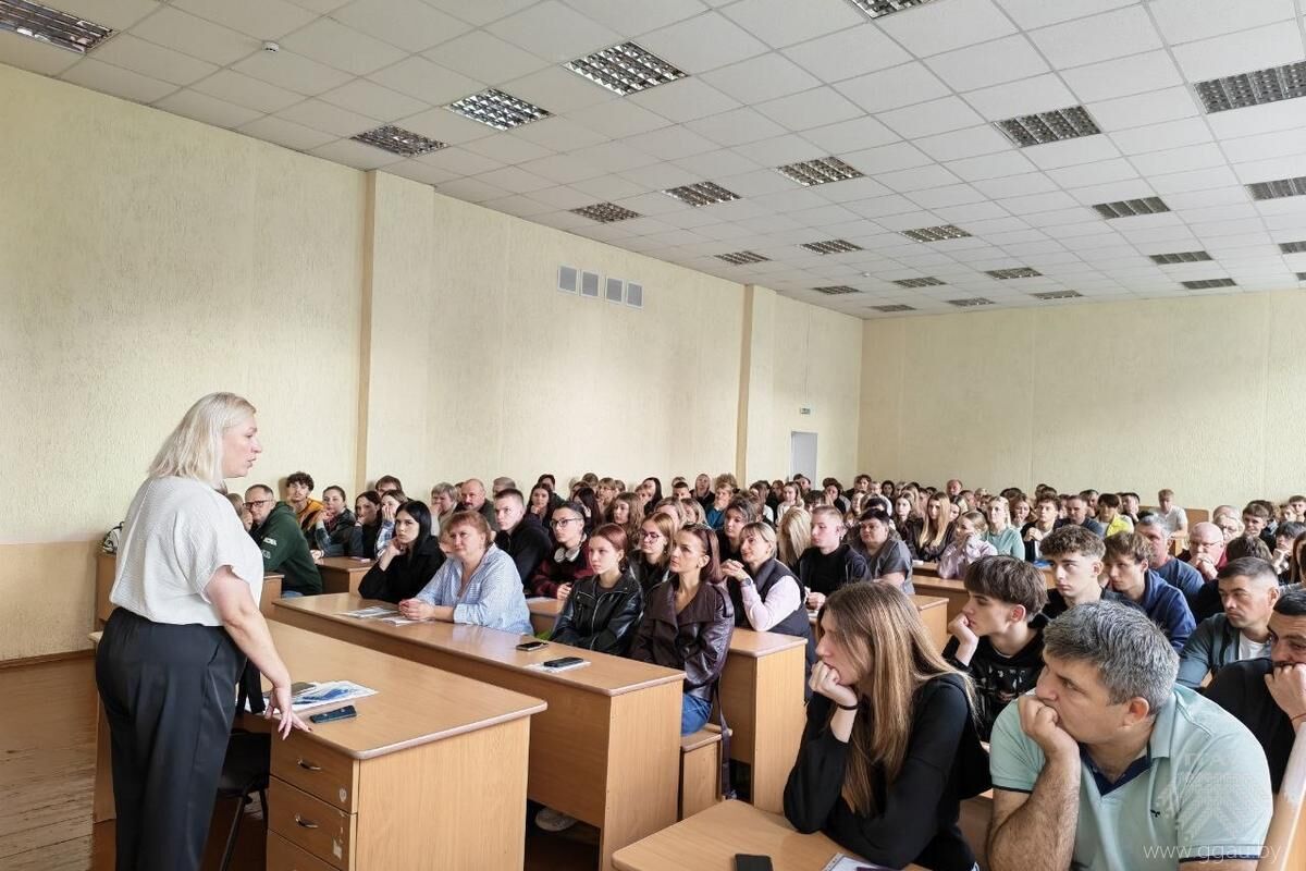 Встреча будущего: путь к успеху на факультете экономики и бухгалтерского учета