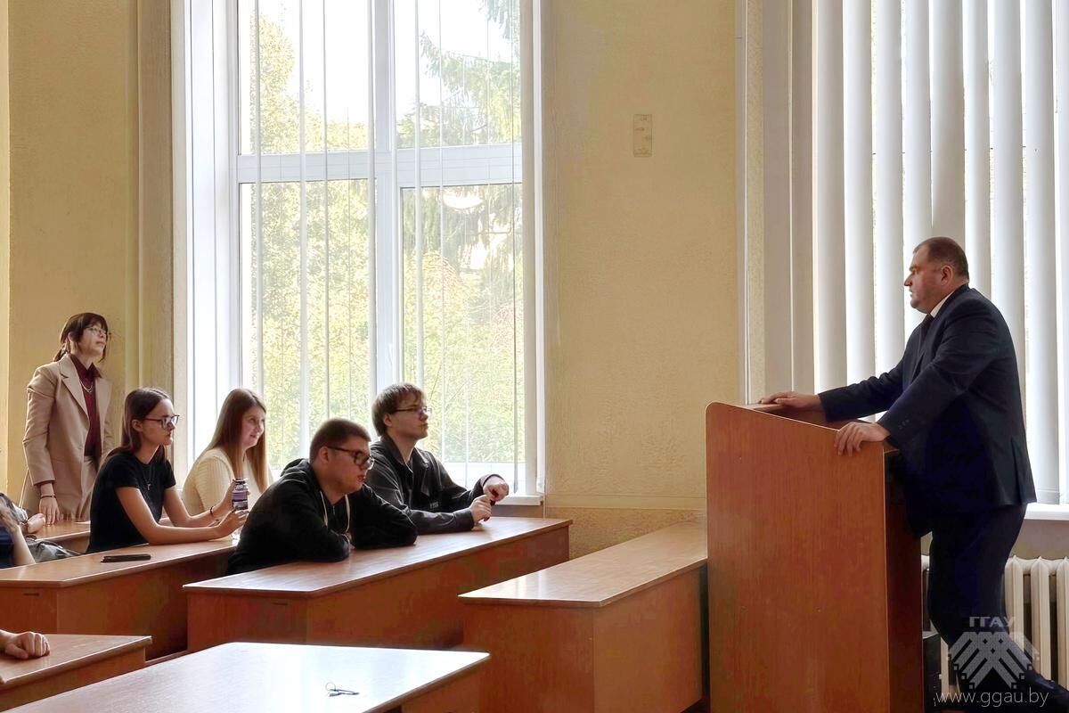 Встреча первокурсников с ректором университета
