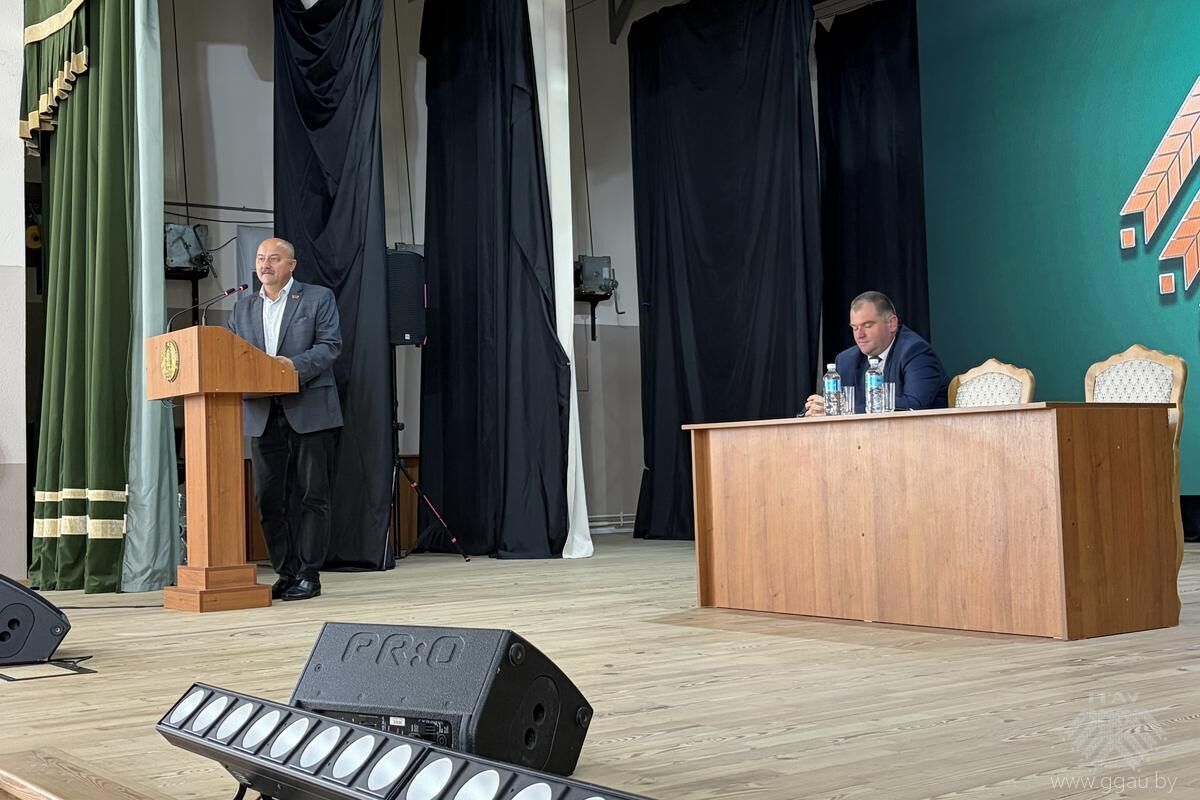 Встреча ректора со студентами 1 курса агрономического факультета