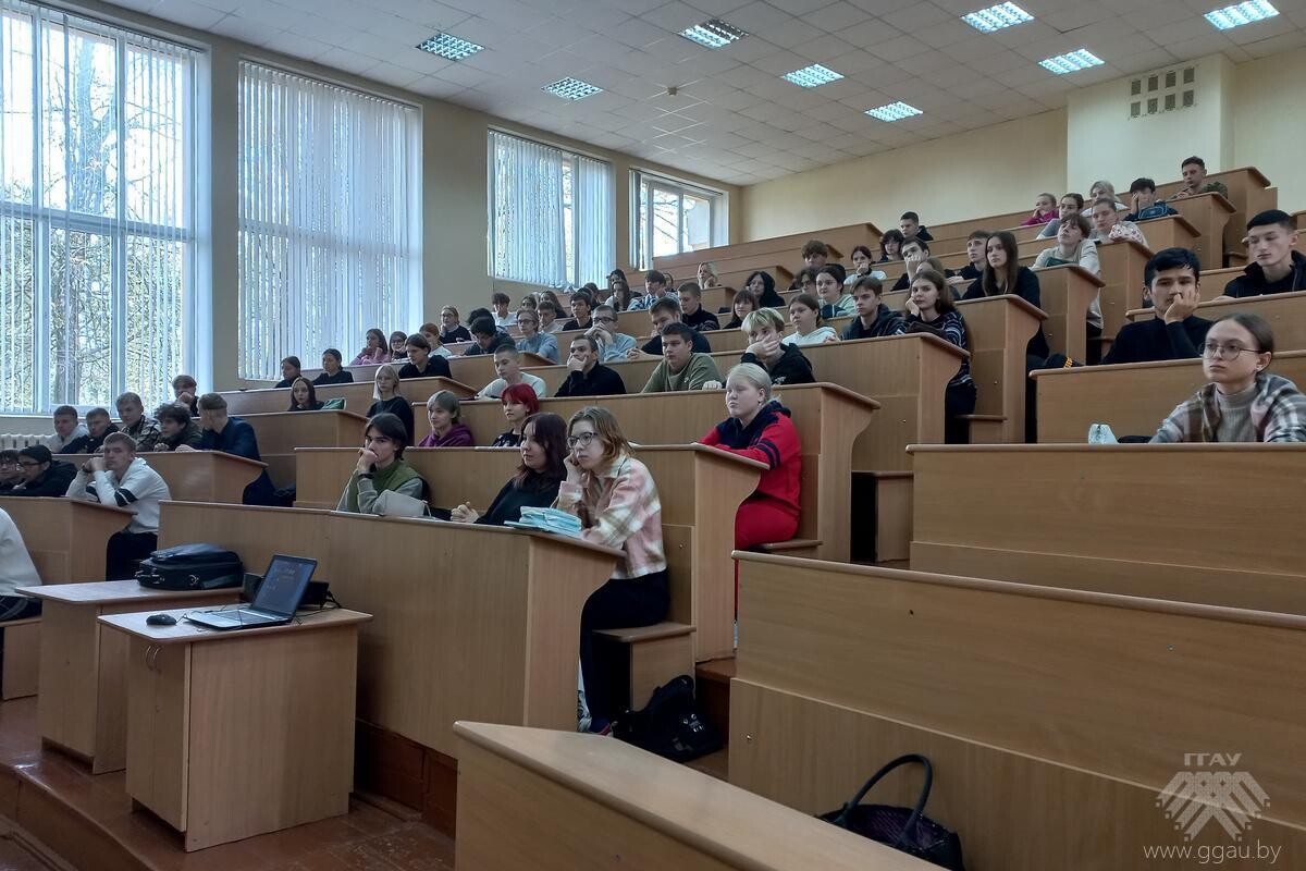Диалог ректора УО ГГАУ со студентами 1 курса ФВМ