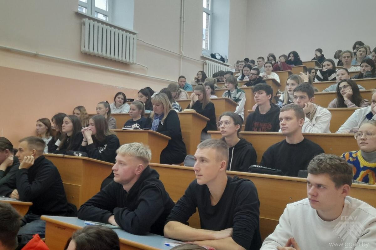 Встреча проректора по безопасности, режиму и кадрам со студентами ФВМ