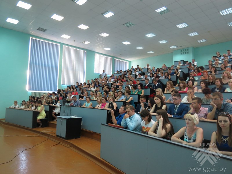 Вручение дипломов выпускникам инженерно-технологического факультета