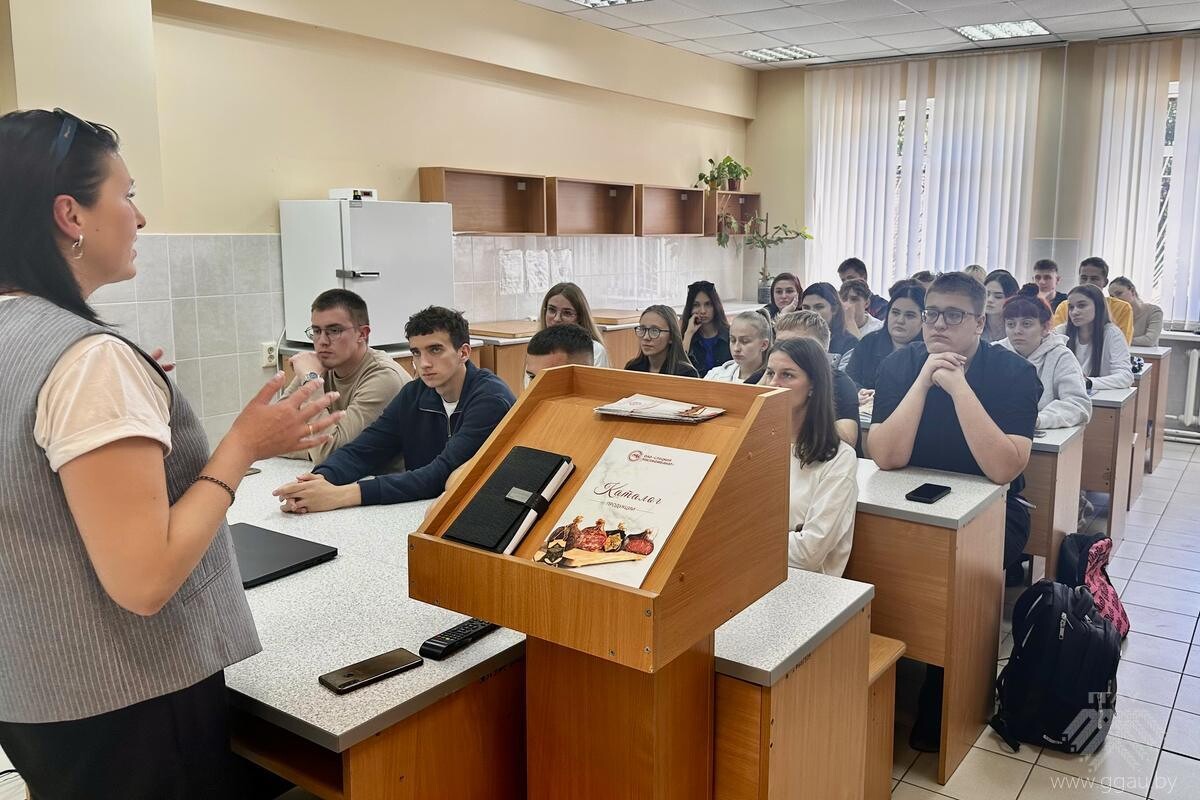 Представитель Слуцкого мясокомбината посетил инженерно-технологический факультет