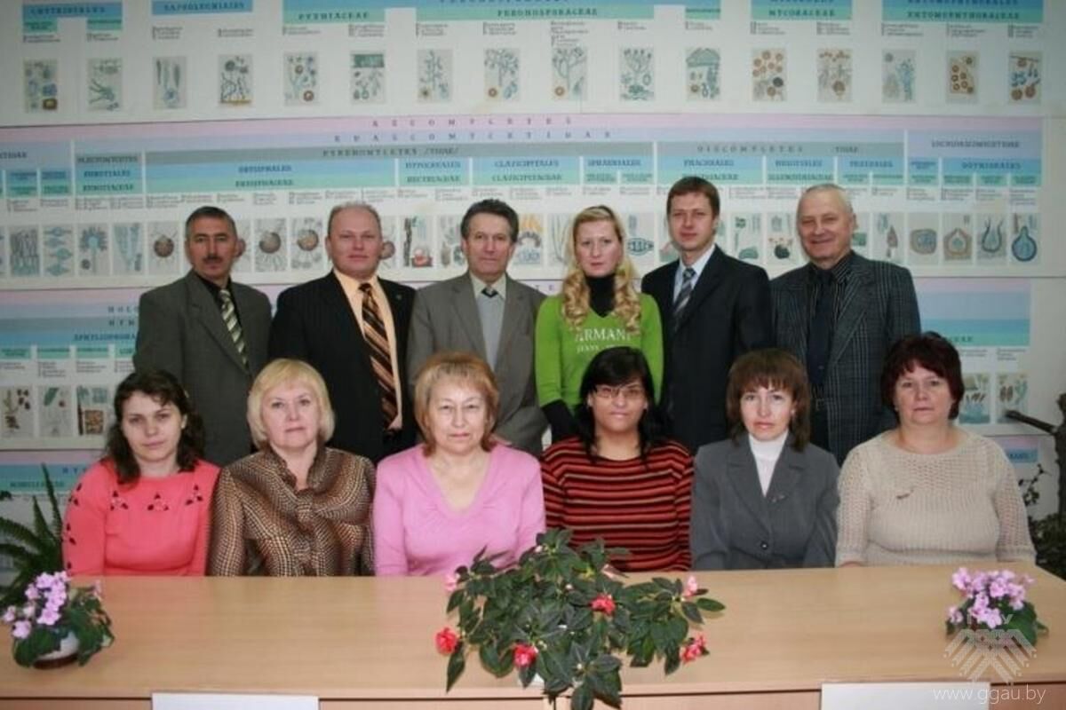 Коллектив кафедры фитопатологии и химической защиты растений (2001 г.)