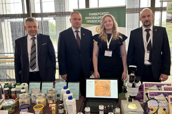 Выставка победителей Премии Правительства Республики Беларусь