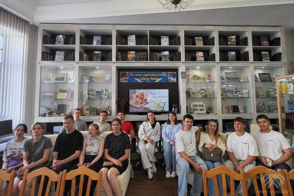Продолжается сотрудничество ФВМ с Гродненской областной научной библиотекой имени Е.Ф. Карского