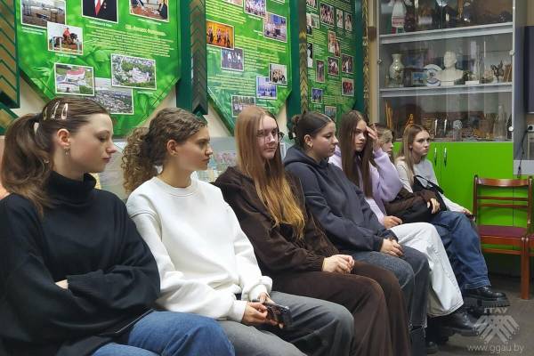 Студенты-менеджеры посетили наш музей