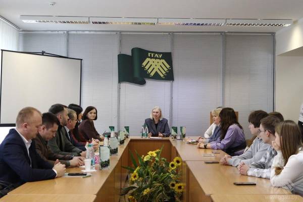 Открытый диалог на площадке ФЭБУ