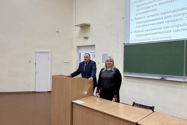 Состоялась встреча ректора УО «ГГАУ» со студентами 1 курса факультета ветеринарной медицины